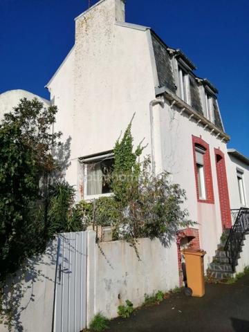 Maison bord de mer à rénover à vendre 5 pièces PLERIN (22)