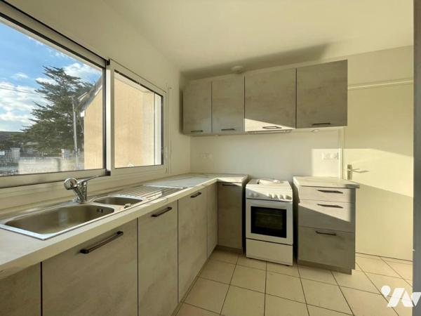 Saint Pierre Quiberon- Maison 4 chambres dont une en rez-de-chaussée+ bureau.