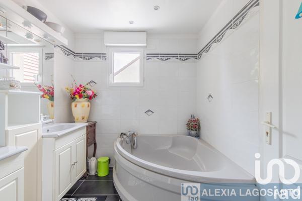 House for sale 5 rooms 118 m² Brunoy