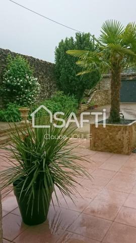 Bien d'exception 10 pièces 249 m2 habitable - 300 m2 de dépendance  - 4,3 ha