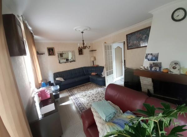 Maison à vendre proche LA FERTÉ-GAUCHER (77) MAISON PLAIN-PIED sur sous-sol / TERRAIN de 1600 m2