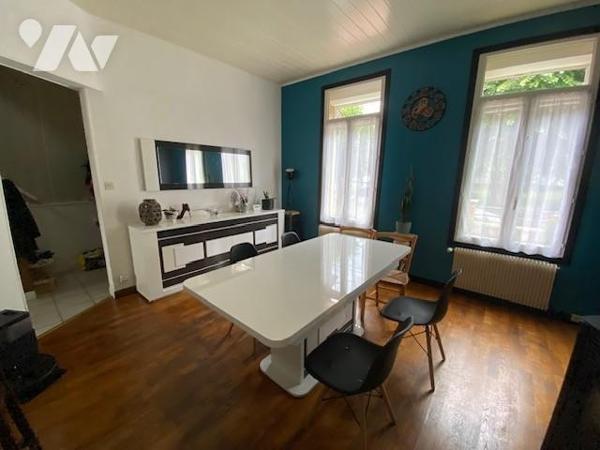 MAISON D'HABITATION