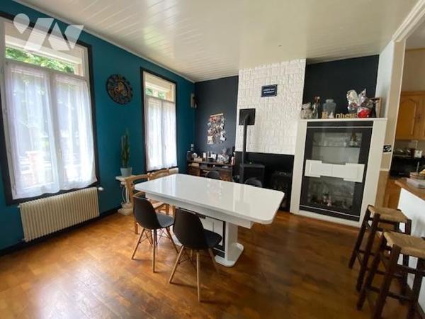 MAISON D'HABITATION