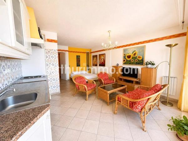 Vente                                                      Appartement
                        
                     1 pièces                      36 m2                     à Agde