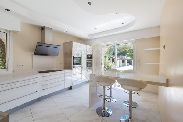 Maison  de luxe en vente - Alpes-Maritimes - 06