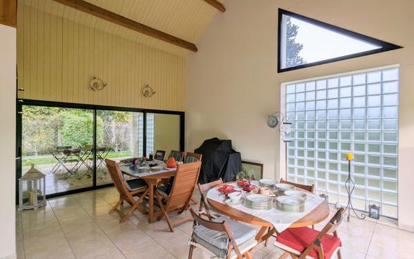 Maison à vendre    7 pièces • 203 m2 Bussy-Saint-Georges