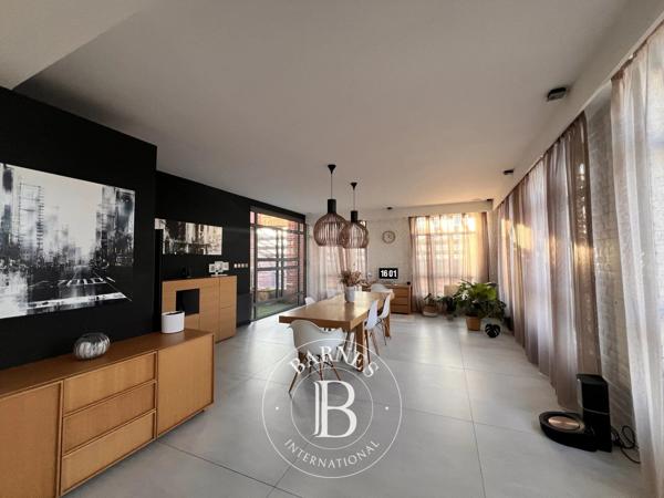 Lille, Appartement 4 Chambres -  320 m² à vendre