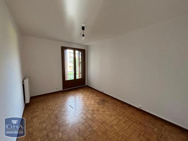 Appartement à louer 4 pièces 91.74m² Gardanne (13120)