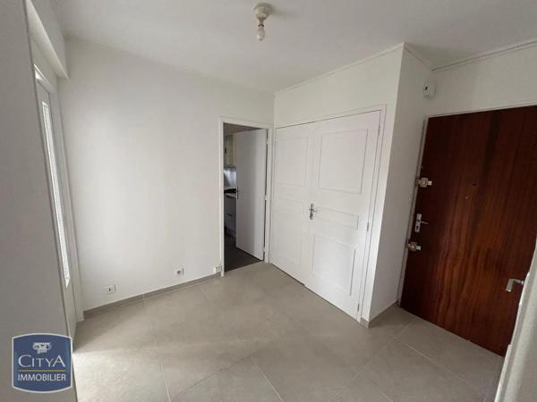 Appartement à louer 4 pièces 91.74m² Gardanne (13120)