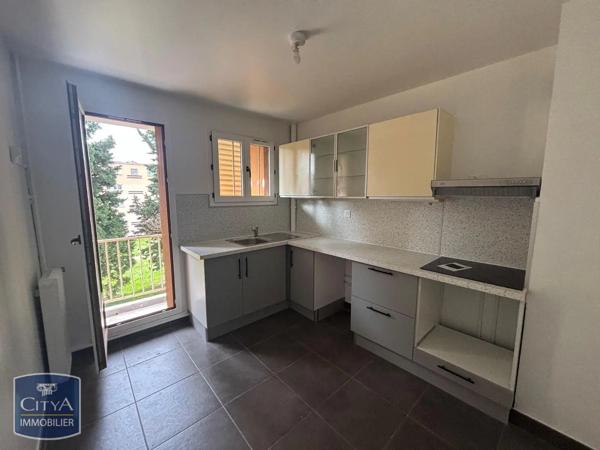 Appartement à louer 4 pièces 91.74m² Gardanne (13120)