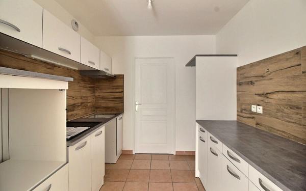 Appartement à vendre    3 pièces • 63,38 m2 Miramas