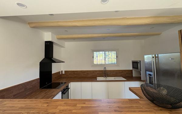 Maison à vendre    4 pièces •  Aubignan