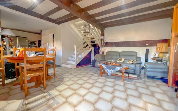 Maison à vendre    5 pièces • 136 m2 La Trinité