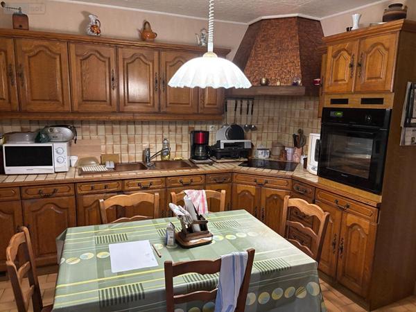 Maison à vendre à Montreuil-Bellay dans le Maine-et-Loire (49260), ref : 2018239