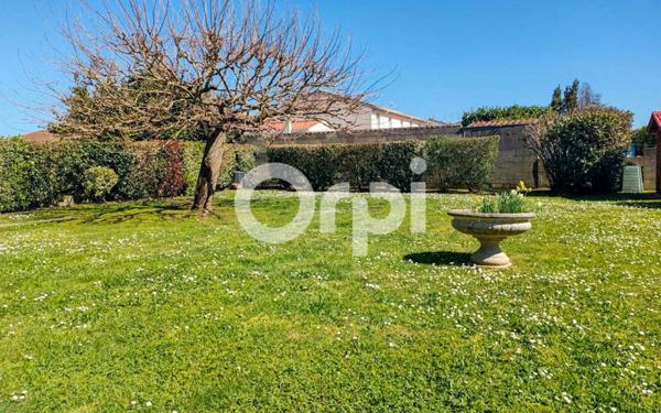 Maison à vendre    5 pièces •  Rochefort