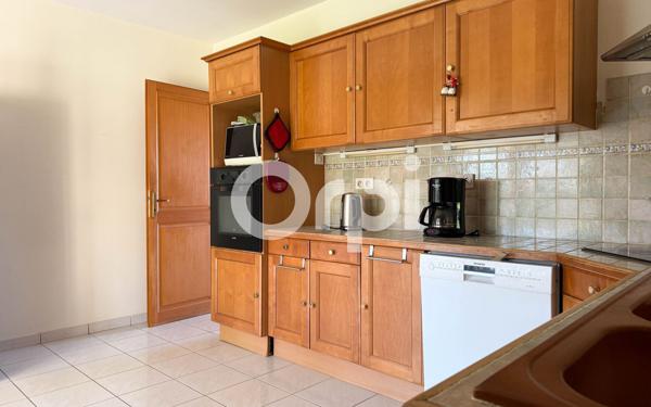 Maison à vendre    5 pièces •  Rochefort