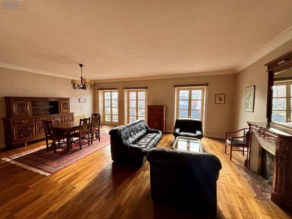 Appartement à vendre à Rennes en Ille-et-Vilaine (35000), ref : VR/74   
Centre Ville