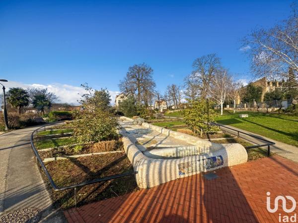 Location boutique/local commercial 93 m² Villeneuve-le-Roi