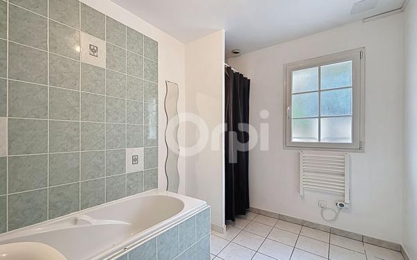 Maison à louer    4 pièces •  Monchy-Saint-Éloi