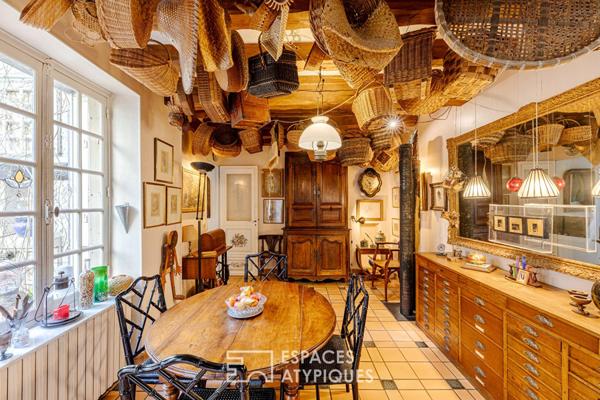 Demeure du XIXe vue Seine et jardin paysager à La Frette sur Seine