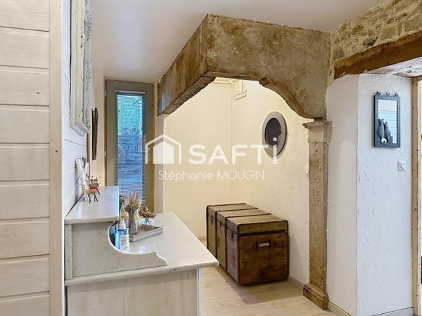 COUP DE CŒUR ASSURÉ – Maison en pierre rénovée, sans travaux, au calme et sans vis-à-vis