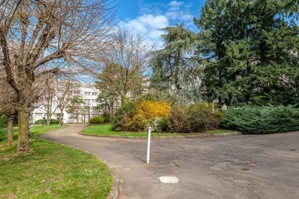 Appartement à vendre 97 m², 3 chambres, Exclusivité, Sainte Foy Les Lyon Centre (69)