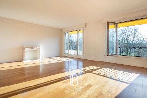 Neuilly-sur-Seine, Appartement 1 Chambre -  83 m² à vendre