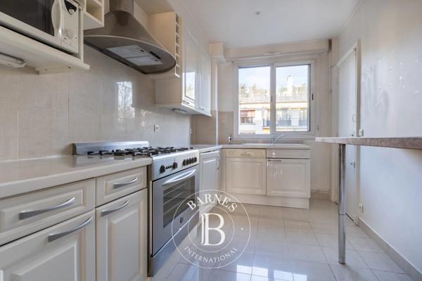 Neuilly-sur-Seine, Appartement 1 Chambre -  83 m² à vendre