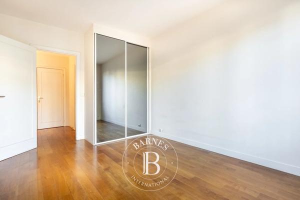 Neuilly-sur-Seine, Appartement 1 Chambre -  83 m² à vendre