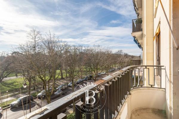Neuilly-sur-Seine, Appartement 1 Chambre -  83 m² à vendre