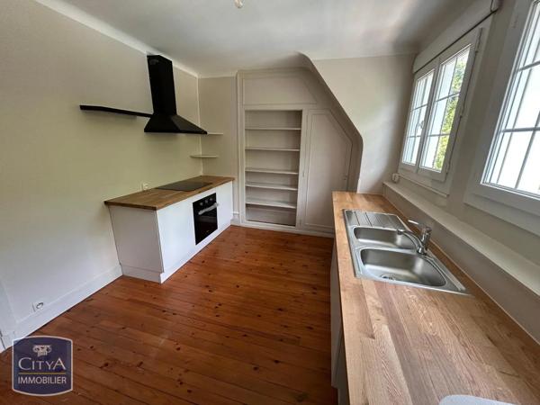 Appartement à louer 3 pièces 103.12m²