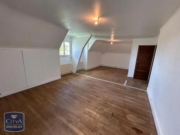Appartement à louer 3 pièces 103.12m²