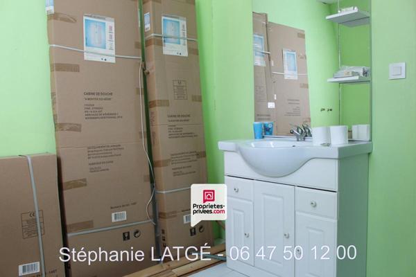 Maison de pays, 146 m2 + grange - Bagnols  (63)