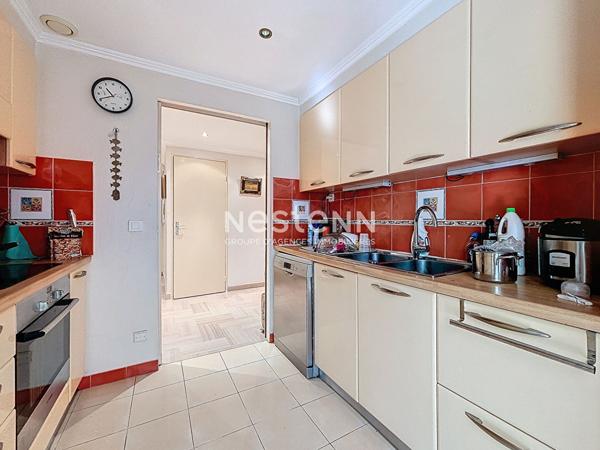 Cannes - Proche square Carnot - 199m² de REZ-DE-JARDIN - 3P - 75m² - Garage- Piscine