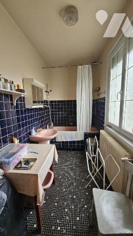 Maison de caractère, secteur calme, 1835 m² terrain