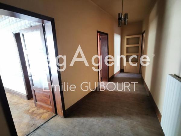 Immeuble à ROQUECOURBE, 81210 - 6 pièces 215m²