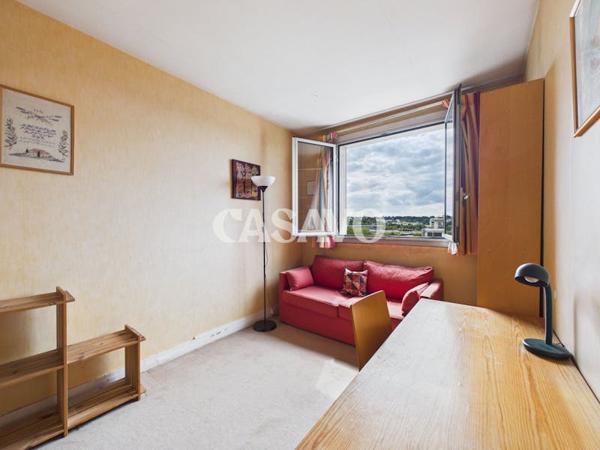 Vente Appartement 4 pièces de 75m² - 92210 Saint-Cloud