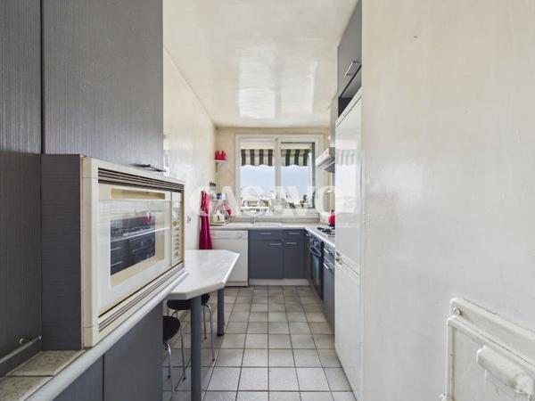 Vente Appartement 4 pièces de 75m² - 92210 Saint-Cloud