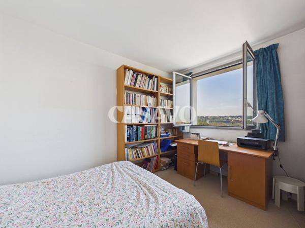Vente Appartement 4 pièces de 75m² - 92210 Saint-Cloud