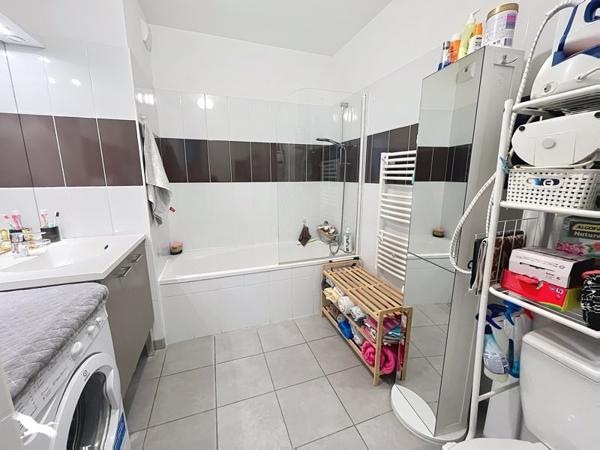 Appartement à vendre 138 320 € L'Isle-Jourdain 2 p 45 m² DPE B