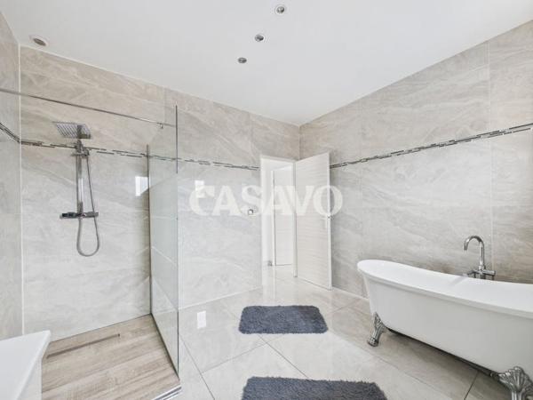Vente Maison 4 pièces de 106m² - 33530 Bassens