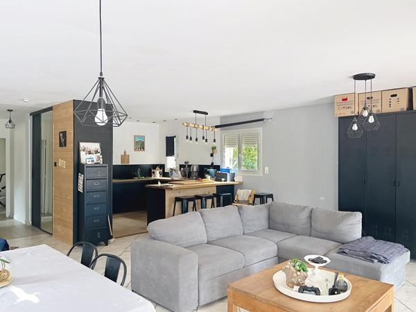 Maison à vendre 369 000 € Saint-Sulpice-la-Pointe 6 p 145 m² DPE B