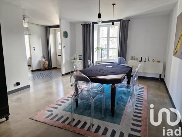 Maison à vendre 9 pièces 205 m² Châteauneuf-d'Ille-et-Vilaine