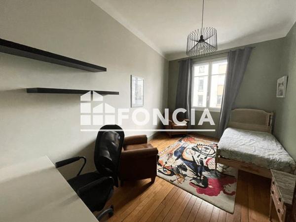 Location Appartement 3 pièces 73.38 m² - 12 place Edouard Normand Nantes 44000