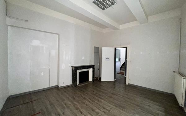 Appartement à vendre    5 pièces • 142 m2 Béziers