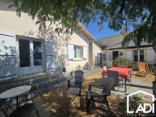 COUP DE COEUR À NANTEUIL, UN BIEN AUX MULTIPLES POSSIBILITÉS !, Nanteuil 79400