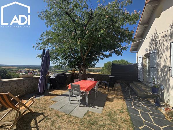 COUP DE COEUR À NANTEUIL, UN BIEN AUX MULTIPLES POSSIBILITÉS !, Nanteuil 79400