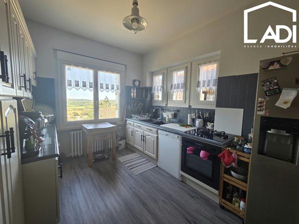 COUP DE COEUR À NANTEUIL, UN BIEN AUX MULTIPLES POSSIBILITÉS !, Nanteuil 79400