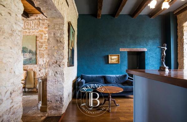 Figeac, Propriété 12 Chambres -  500 m² à vendre