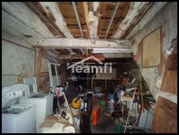 Maison mitoyenne 2 côtés à vendre, 4 pièces - Thiers 63300